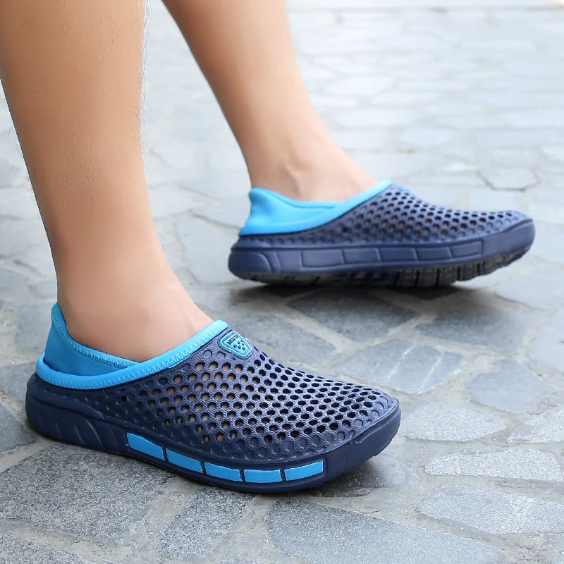 Summer Beach Men Sandals Breathable Men Casual Shoe Hole Shoes Light Clogs Home Garden Outdoor Male Flat Slippers Big Size 39-49