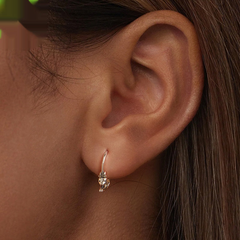 S925 Entire Sterling Silver Kitty Earrings