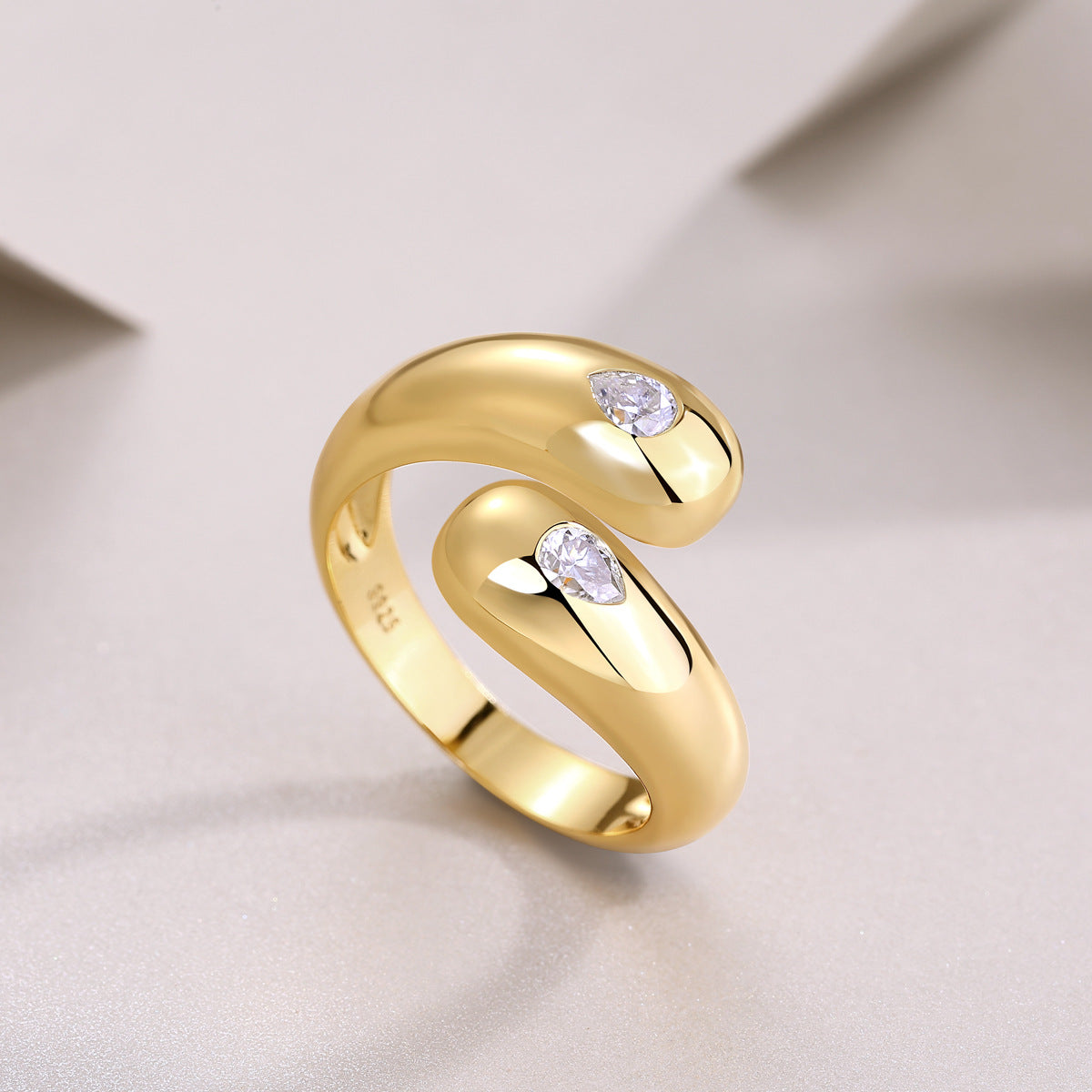 S925 Silver Gold-plated Ring New Moissanite
