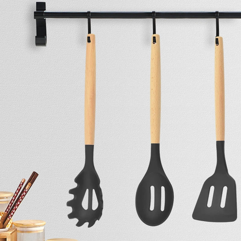 12Pcs Silicone Kitchen Cooking Utensils Temperature Resistant Spoon Spatula Wooden Handle Kitchenware Set With Storage Bucket