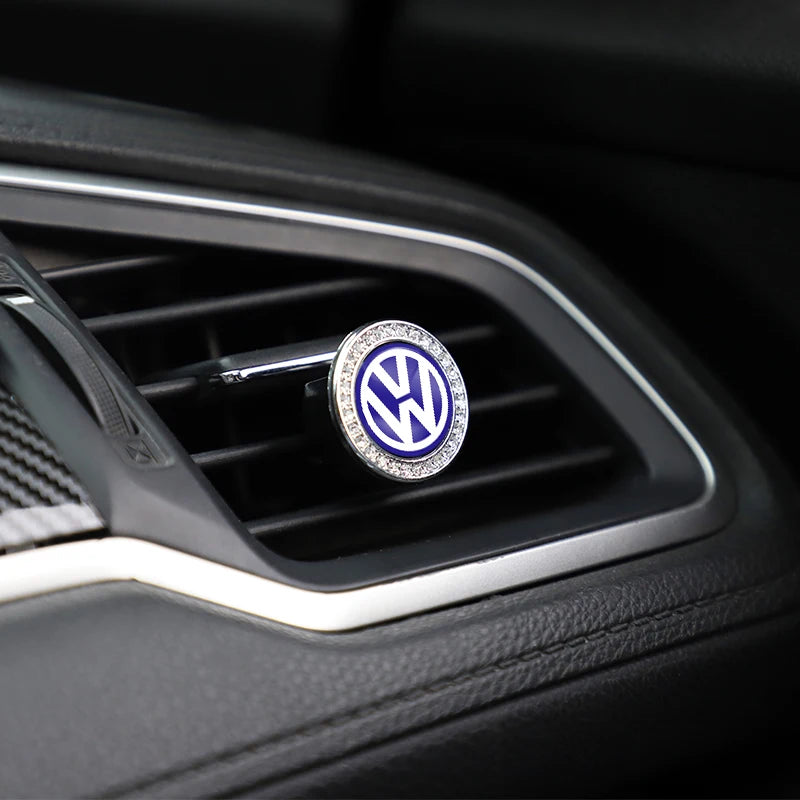 1Pcs Air Outlet Aromatherapy Clip Car Solid Perfume Freshener For Volkswagen Tiguan GTI Polo T5 Golf Scirocco R-Line R Magotan